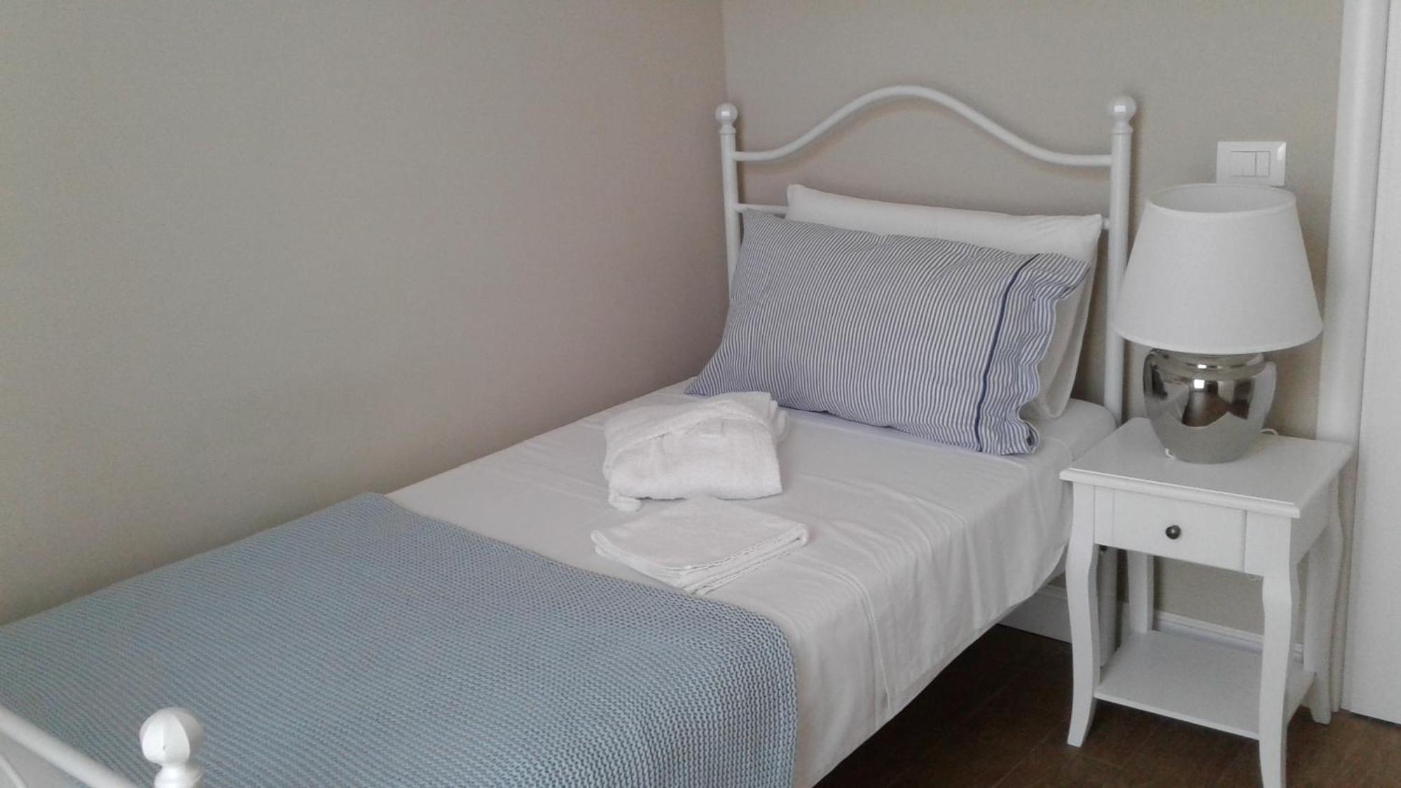 Casa Aydee Bed & Breakfast Bergamo Bagian luar foto